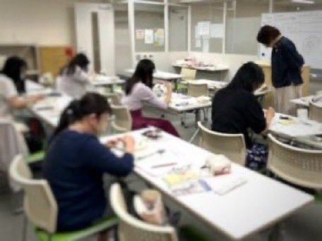 3738usagi's tweet photo. \パンチニードル体験🤛/

SNS動画などで話題の手芸 #パンチニードル にチャレンジしよう！お道具は貸し出しいたします。ご好評につき秋も開催しますよー🧶

１０月３１日（金）は #ヴォーグ学園横浜校にて「クロバー1DAYレッスン」開催

#クロバー　#ヴォーグ学園　#横浜

https://t.co/4EbUnyZO89 https://t.co/bmS947tNRt