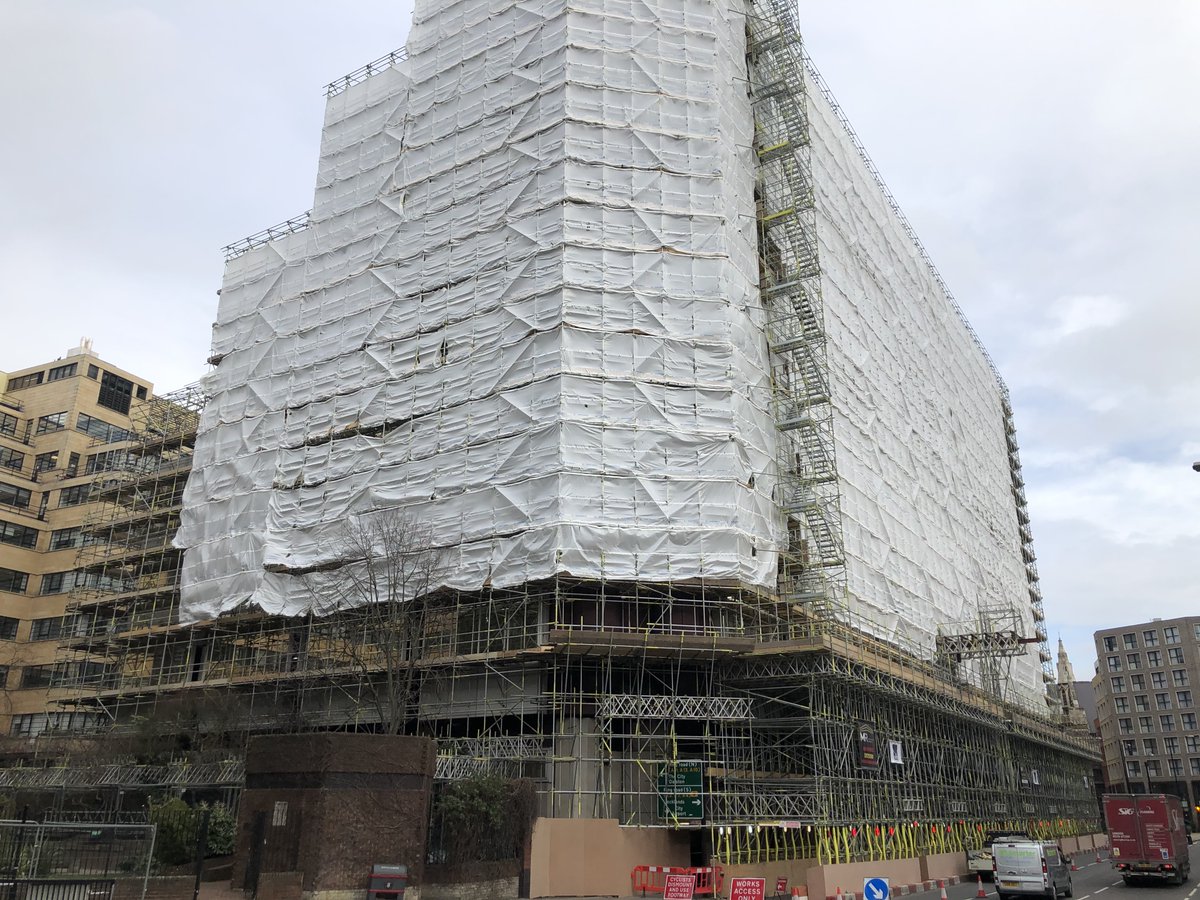 variblast's tweet image. Our works at Portsoken St demonstrate our expertise in large-scale fire protection removal and thorough steel preparation. 🏢🏗️
Find out more variblast.com/portsoken-st/
#CementitiousRemoval #LargeScaleProjects #London #VariBlast