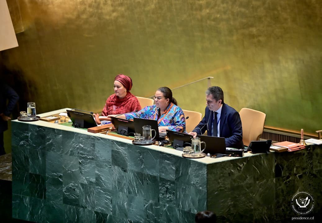 La République démocratique du Congo était à l’honneur , ce mercredi à l’ouverture de la session matinale du débat général.

Au nom du Chef de l’Etat Félix Antoine Tshisekedi Tshilombo, Madame la ministre d’Etat aux affaires étrangères Thérèse Kayikwamba a présidé la première