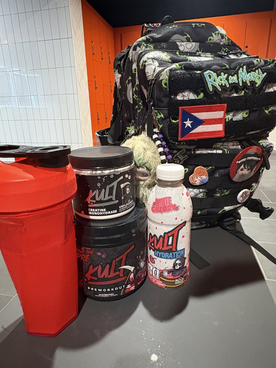 gmariesss's tweet photo. What pre workout do you take ?? https://t.co/tlycNDE7MP
