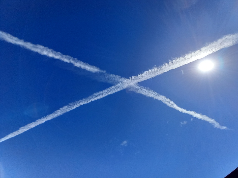 <a href="/Chemtrail101/">Chemtrailcity</a> Australia bug spraying Humans,..