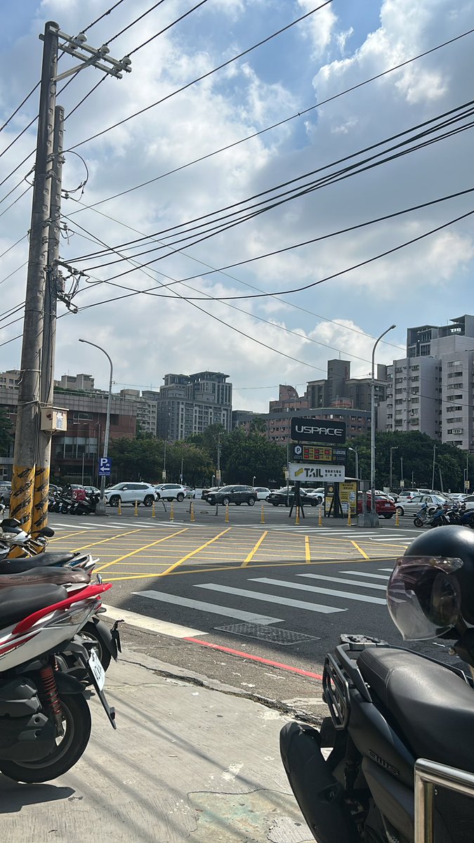 台中這是什麼😨太陽😵‍💫