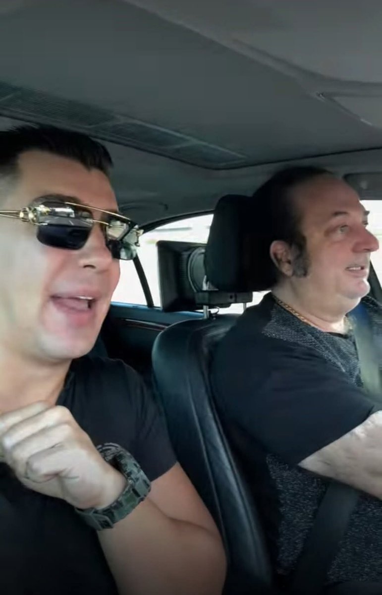 - And you know what they call a Quarter Pounder with Cheese in Paris?
- They don't call it a Quarter Pounder with Cheese?
- No, they got the metric system there, they wouldn't know what the fuck a Quarter Pounder is.
- Then what do they call it?
-They call it Royale with Cheese.