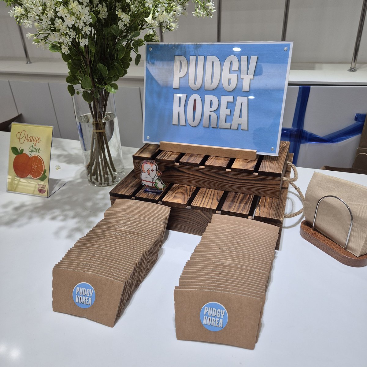 jochef1995's tweet image. Pudgy KBW 2025 Amusement Park!

​The @pudgypenguins Party is coming to Seoul!

​Wow, check this out!

The @PudgyKorea Penguins are taking over Seoul for a day of pure fun and excitement!

Thank you @PudgySook for inviting me!