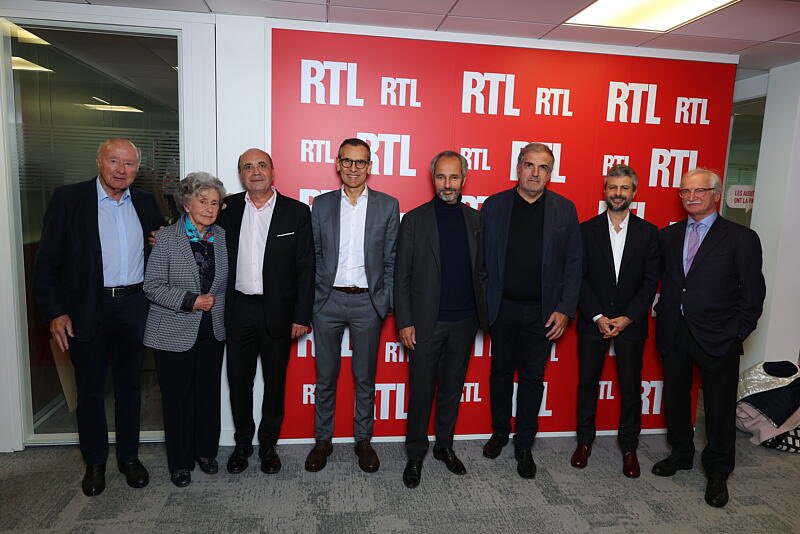 🔴 <a href="/RTLFrance/">RTL France</a> a inauguré le "Studio Philippe Labro" en présence de la ministre de la Culture <a href="/datirachida/">Rachida Dati ن</a>, Françoise Labro, épouse de Philippe Labro, <a href="/DavidLarramendy/">David Larramendy</a>, <a href="/Jon_Curiel/">Jonathan Curiel</a> et Hervé Beroud (<a href="/amplepuisien/">Beroud Hervé</a>).