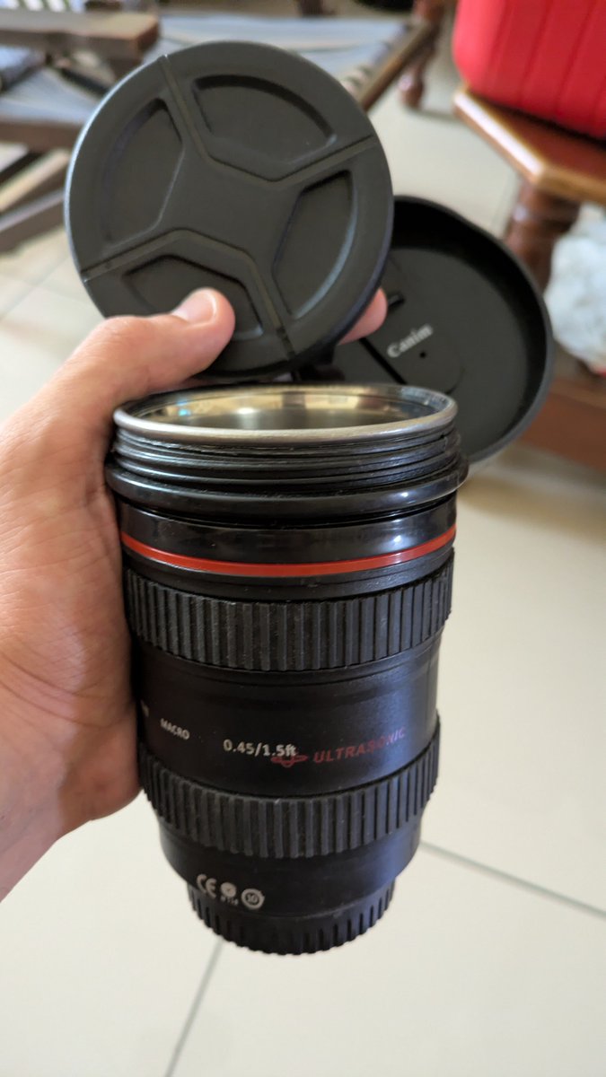 maybesarthak's tweet image. i have a camera lens coffee mug y&apos;all 😭