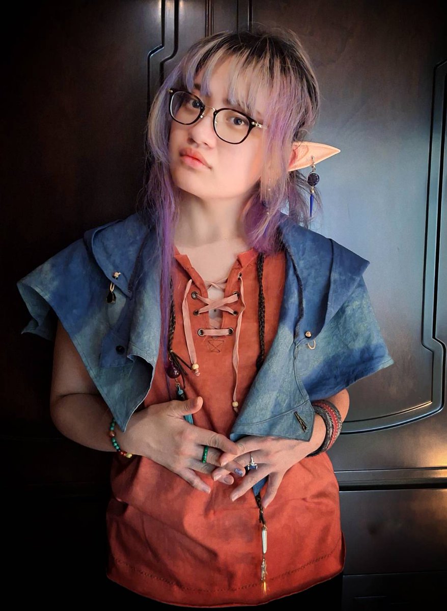 MS_GodGuide's tweet image. 【#アルクロ3 委託作品の一部をご紹介🎉】
💠Larpluswear @dmdesignjp 
手染めのマント・インナーウェアをお預かりしています！
耳つきケープが特におススメ(≧▽≦)かわいい！
XLマント着用動画はコチラ🌟
youtu.be/KT3lSgLjq5s?si…
☪️イベント詳細・チケットはこちらから！☪️
akohandmade0920.wixsite.com/heaven/archro