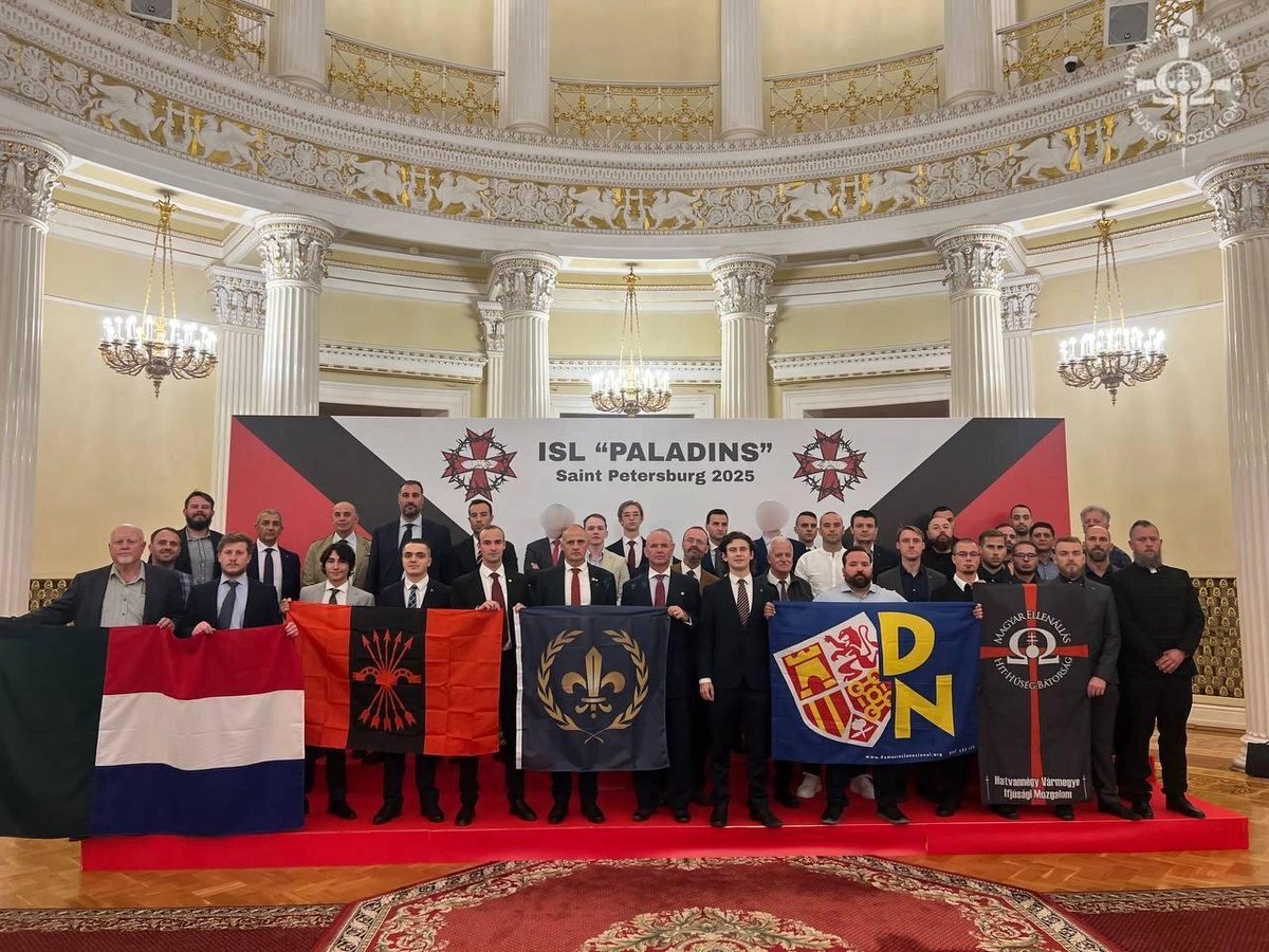 A Rússia já vem há tempo tomando um caminho perigoso. Semana passada, em São Petersburgo, uma série de grupos fascistas se reuniram em São Petersburgo sob a proteção do oligarca ultraortodoxo Malofeev para fundar uma organização internacional de extrema direita chamada Paladinos.