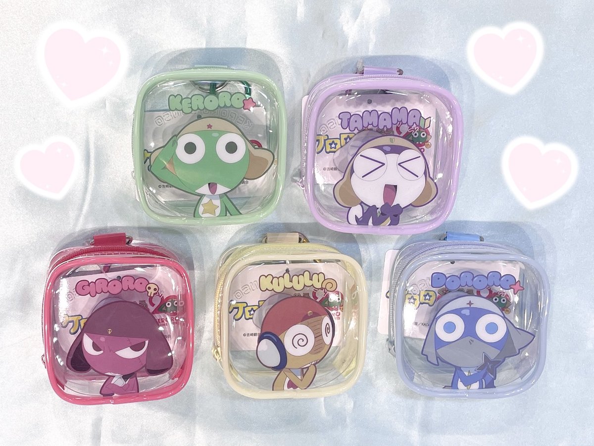 🐸商品情報🐸

#ケロロ軍曹　より『ミニクリアポーチ』が好評発売中です🐸

イヤホンや鍵などの小物にぴったりのサイズ感です✨️👽

🎡HEP FIVE6Fにて皆様のご来店を心よりお待ちしております❣️
#令和こそケロロ軍曹　#ケロロ　#タママ　#ギロロ　#グルル　#ドロロ
