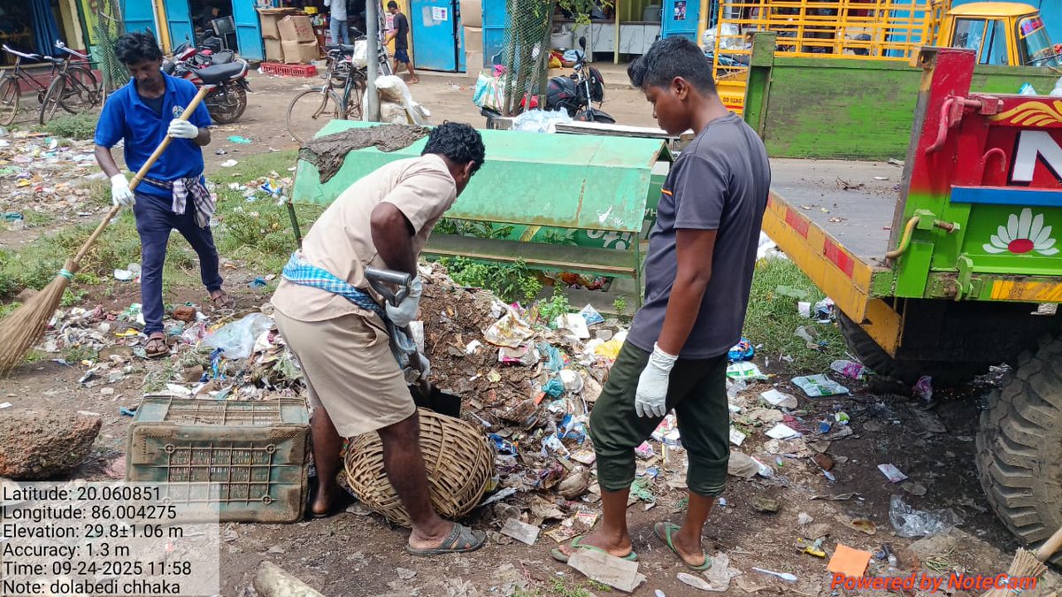 Swachhta Hi Seva -2025 campaign under the theme "Swachhotsav" activities for clean to the CTU site With Swachh Sathi, Supervisor, sanitation worker in respect of Nimapara NAC. #Swachhotsav2025 #SHS2025 #SwachhataHiSeva2025 <a href="/CMO_Odisha/">CMO Odisha</a> <a href="/HUDDeptOdisha/">H & UD Dept</a> <a href="/sbmodisha/">SBMODISHA</a> <a href="/dm_puri/">Collector and District Magistrate Puri</a> <a href="/PuriDuda/">PURI DUDA</a>