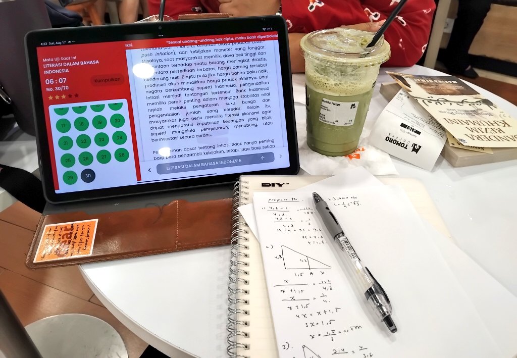 psychouwi's tweet image. tomoro(+matcha frappe)holic 🤦🏻‍♀️