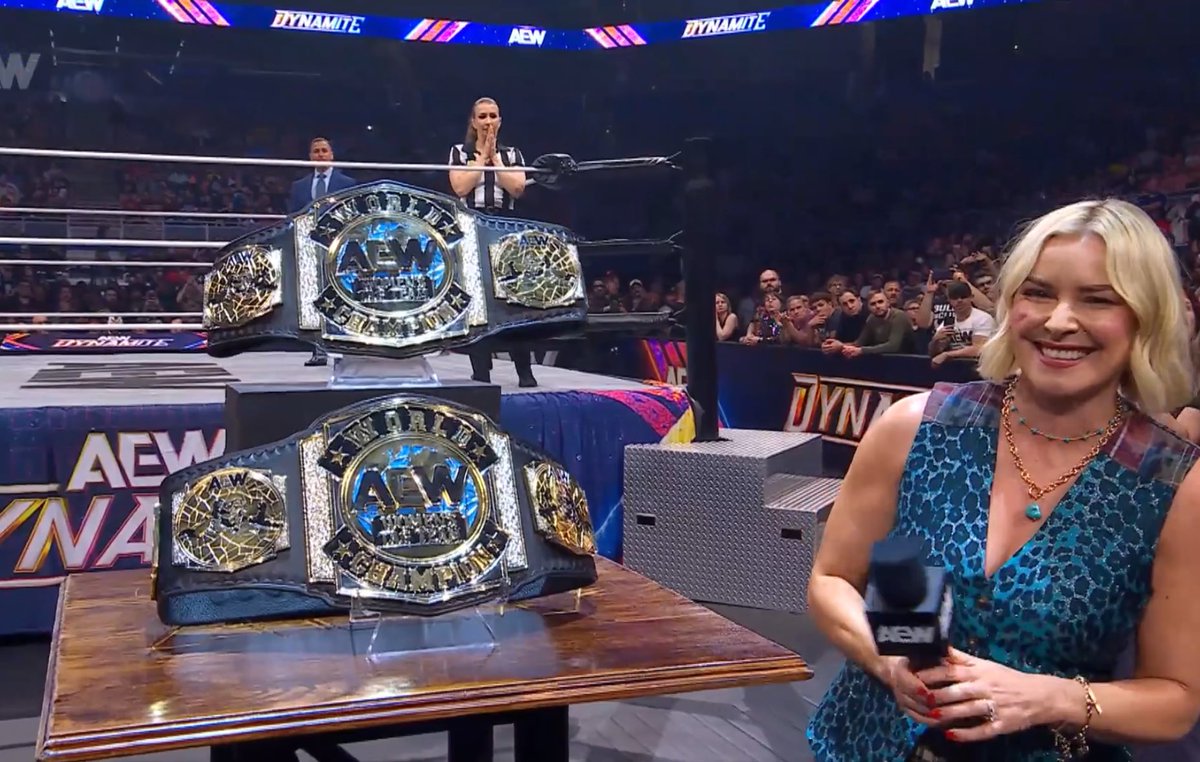 🚨| BREAKING: #AEW #AEWDynamite

Tony Khan has made it OFFICIAL! AEW is introducing Women’s Tag Titles!