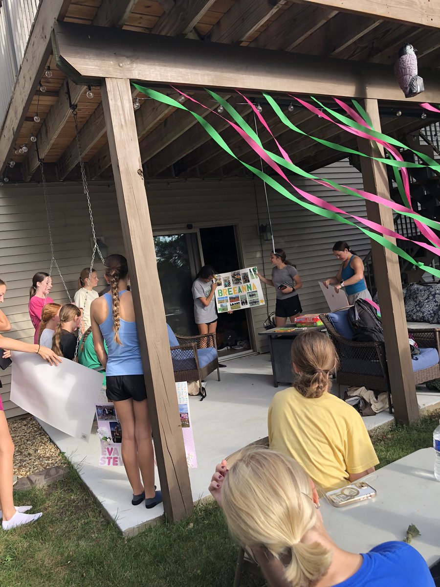 hempstead ladies XC tweet media