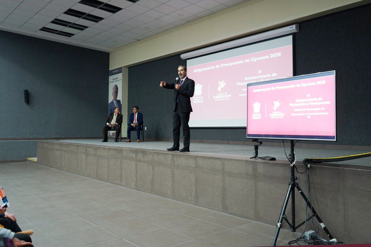 IMEVISedomex's tweet photo. Hoy el Director General, Dr. Alejandro Tenorio Esquivel, asistió a la Capacitación para la integración del anteproyecto del Presupuesto de Egresos 2026, para promover una administración eficiente, con finanzas sanas y programadas.
#ElPoderDeServir https://t.co/82LPChnJTi