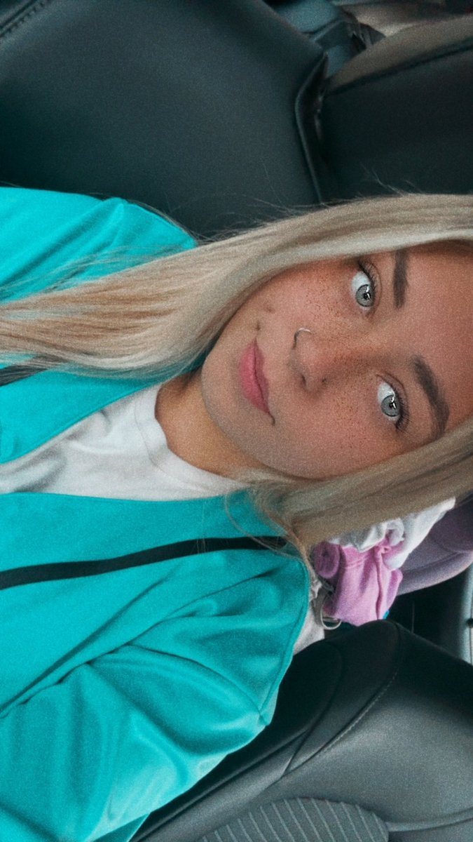 mayg 🤍 tweet media