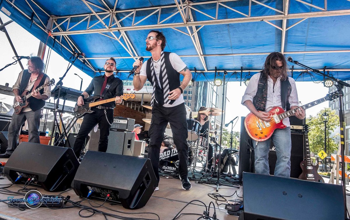 9 years ago on this day #BadInc rocks Ray Price Capital City Bikefest in Raleigh, NC.
(Sept 24, 2016)

#BadIncorporated #BadCompany #PaulRodgers  #tribute #music #rocknroll