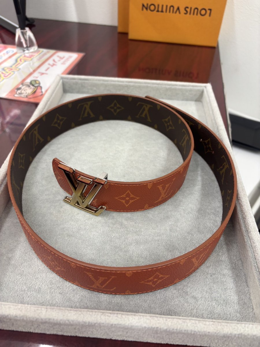 ⭐︎LOUIS VUITTON⭐︎新品未使用‼︎フォーマルデザインで大人気‼︎ ⭐︎LOUIS VUITTON⭐︎新品未使用‼︎フォーマルデザインで大人気‼︎