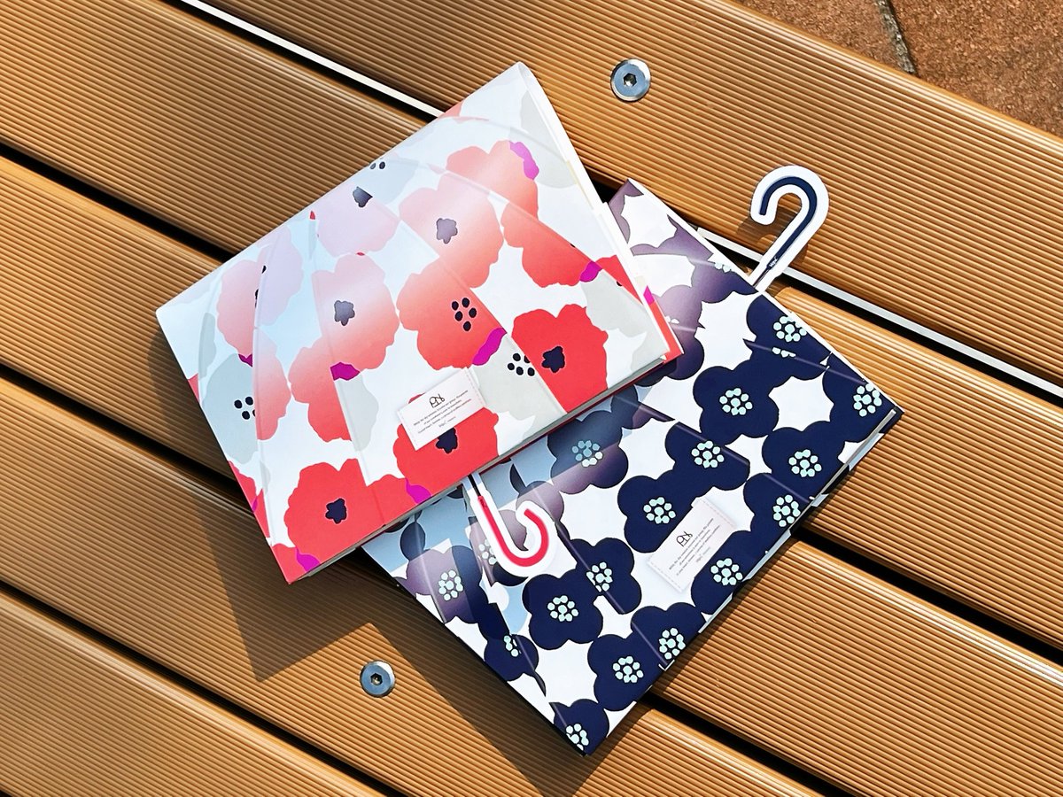 Wpc_Patterns's tweet image. /
#正和堂書店 × #WpcPatterns
特別コラボ企画
ブックカバー&しおり
\
10/4(土)の配布開始まであと3日!
今回のイチ押しポイントは
#Wpc. の商品がモチーフの傘型のしおり🔖
⇩配布店舗はツリーに