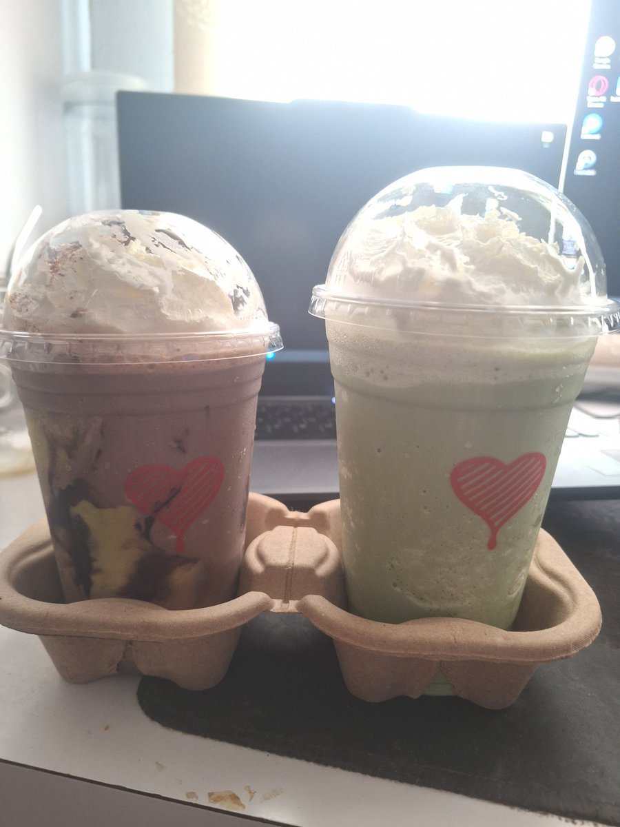 5h1ver's tweet image. #2drinks #big