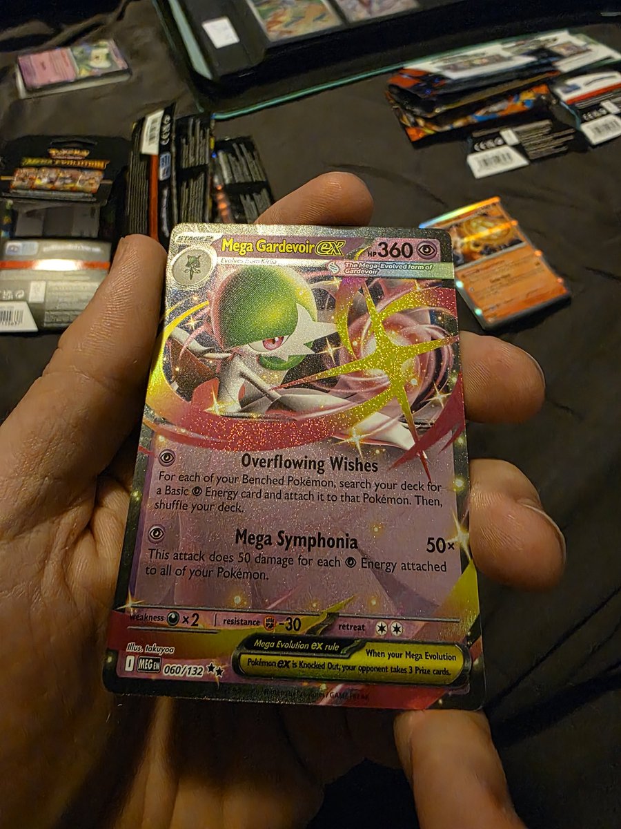 FoxFeatherGaming tweet media