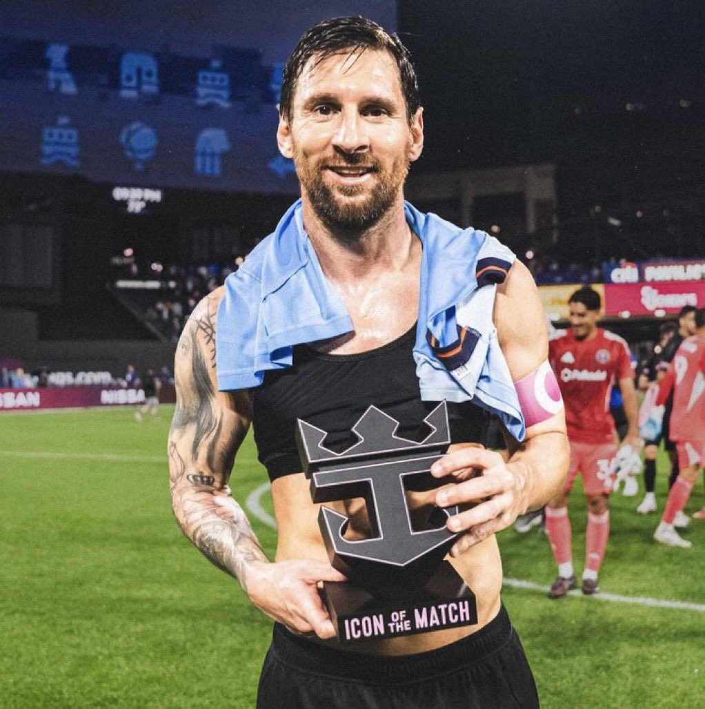 WeAreMessi's tweet photo. Your Player Of The Match, Leo Messi! 🐐 https://t.co/Z2aIAXt6Le
