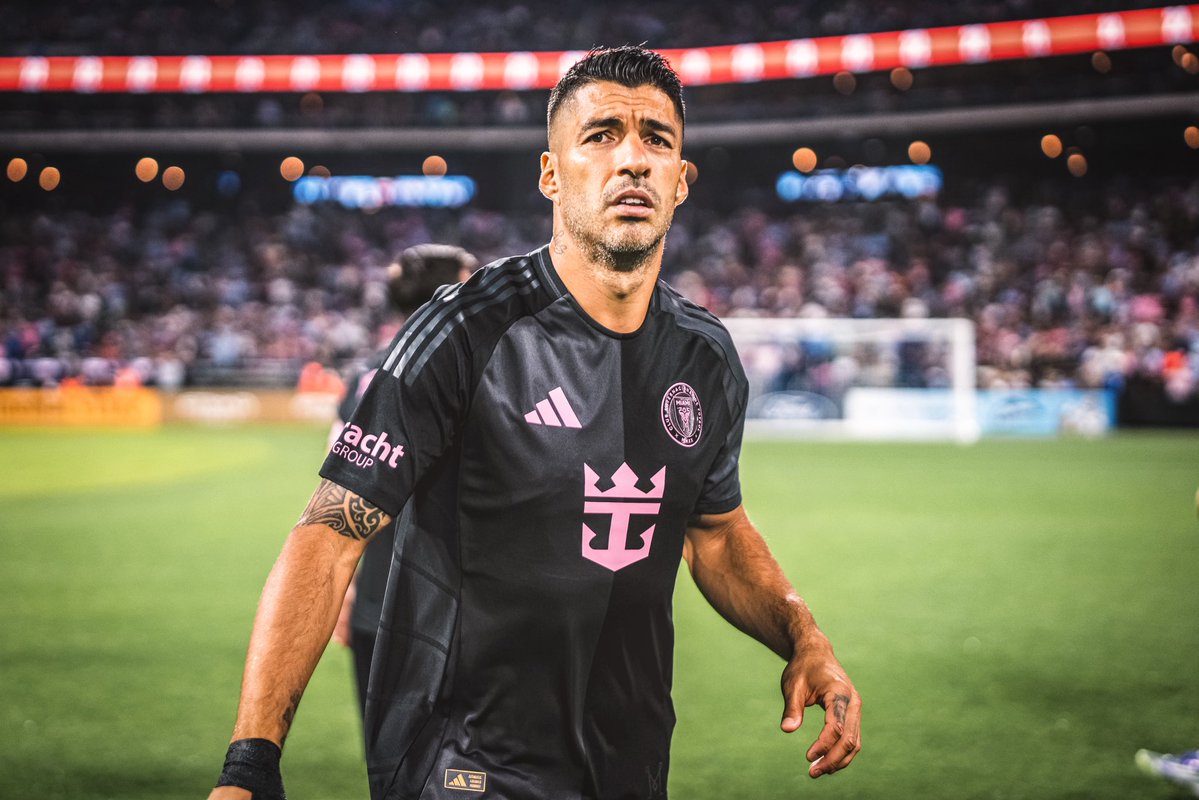 LuisSuarez9's tweet image. Back in the game 🫡