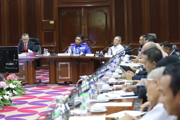 MESYUARAT JAWATANKUASA PENGURUSAN BENCANA NEGERI (JPBN)TERENGGANU BIL. 1 / 2025 : PERSEDIAAN MENGHADAPI MONSUNTIMURLAUT (MTL) 2025 / 2026
