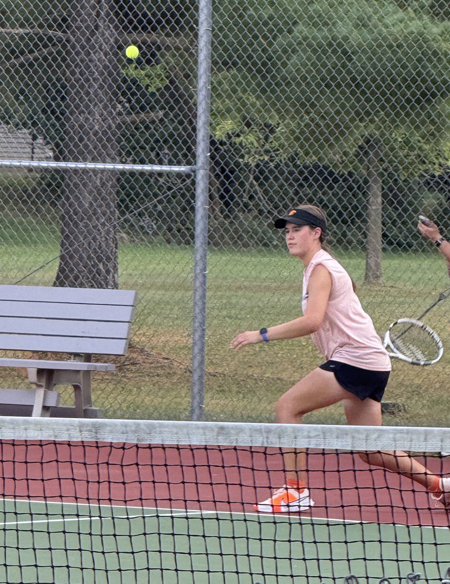 Bear At The Net tweet media