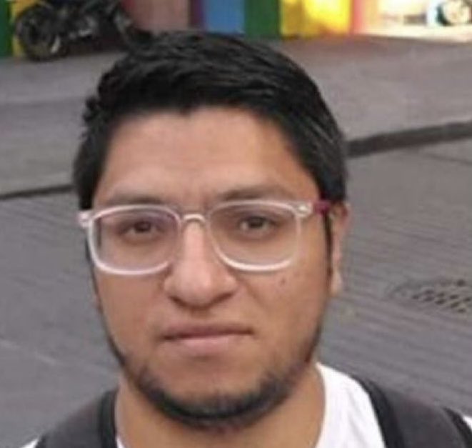 Luis González (@luis_gj) on Twitter photo Resulta que Emmanuel H. Sánchez (el perdedor detrás de la cuenta pitera de <a href="/RCulturaPop/">Cultura Pop</a> ) tiene carpetas de investigación por acoso cibernético y daño moral.
Para que vean el nivel de cuentas que siguen… Resulta que Emmanuel H. Sánchez (el perdedor detrás de la cuenta pitera de <a href="/RCulturaPop/">Cultura Pop</a> ) tiene carpetas de investigación por acoso cibernético y daño moral.
Para que vean el nivel de cuentas que siguen…