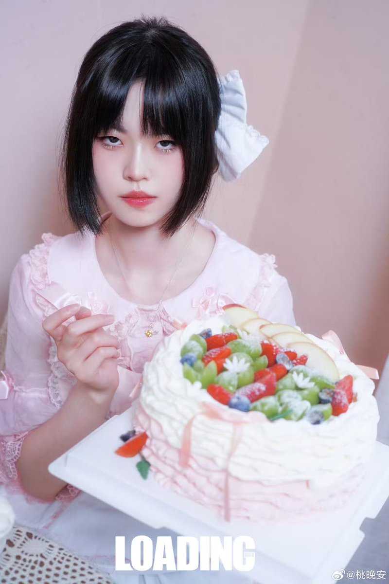 WBG_Persica
今日のケーキ、私が先に食べてからね🍰