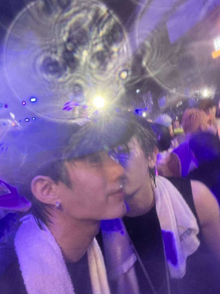 พ่อขาของน้องถั่ว🐰 tweet media