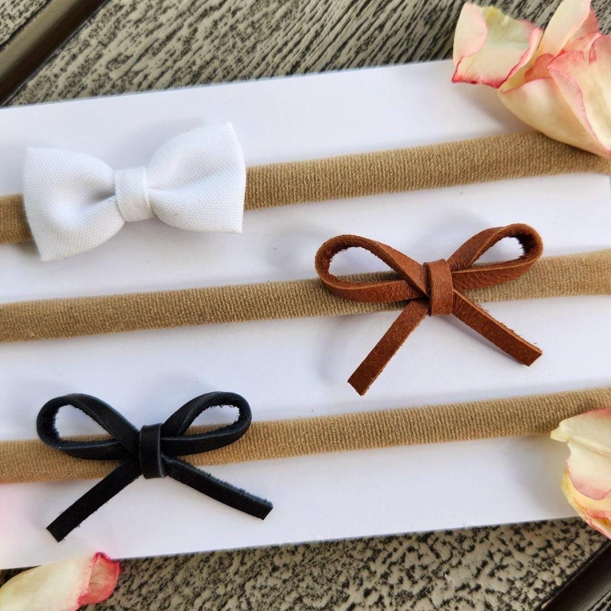 everirisdesigns's tweet image. everirisdesigns.etsy.com/listing/868192…. Micro Preemie, Preemie and Newborn Headbands.  White cotton bow.  Brown and Black leather baby bows.  Newborn Gifts.  Baby Shower Gifts.  #preemies #micro preemies #newborn baby girl #etsy #etdy seller #headbands