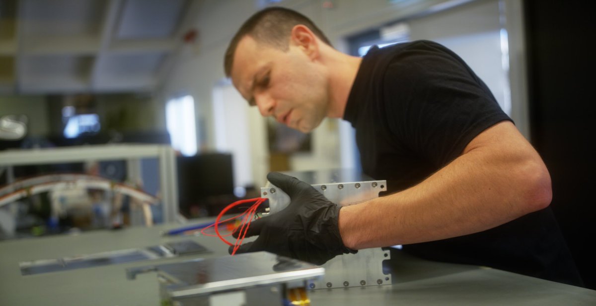 ARKconclave's tweet image. Filming in @zennospace lab, New Zealand. 

Shot on RED @RED_Cinema