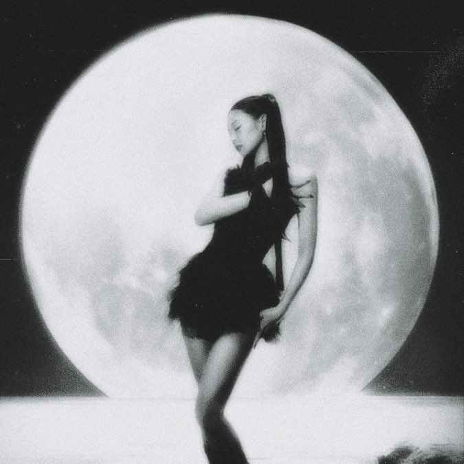 acheimagrinha's tweet image. my debut album “midnight” is now available in every platform!🤍
de: @davlbbh
para: @holygirlsquad
enjoy xx