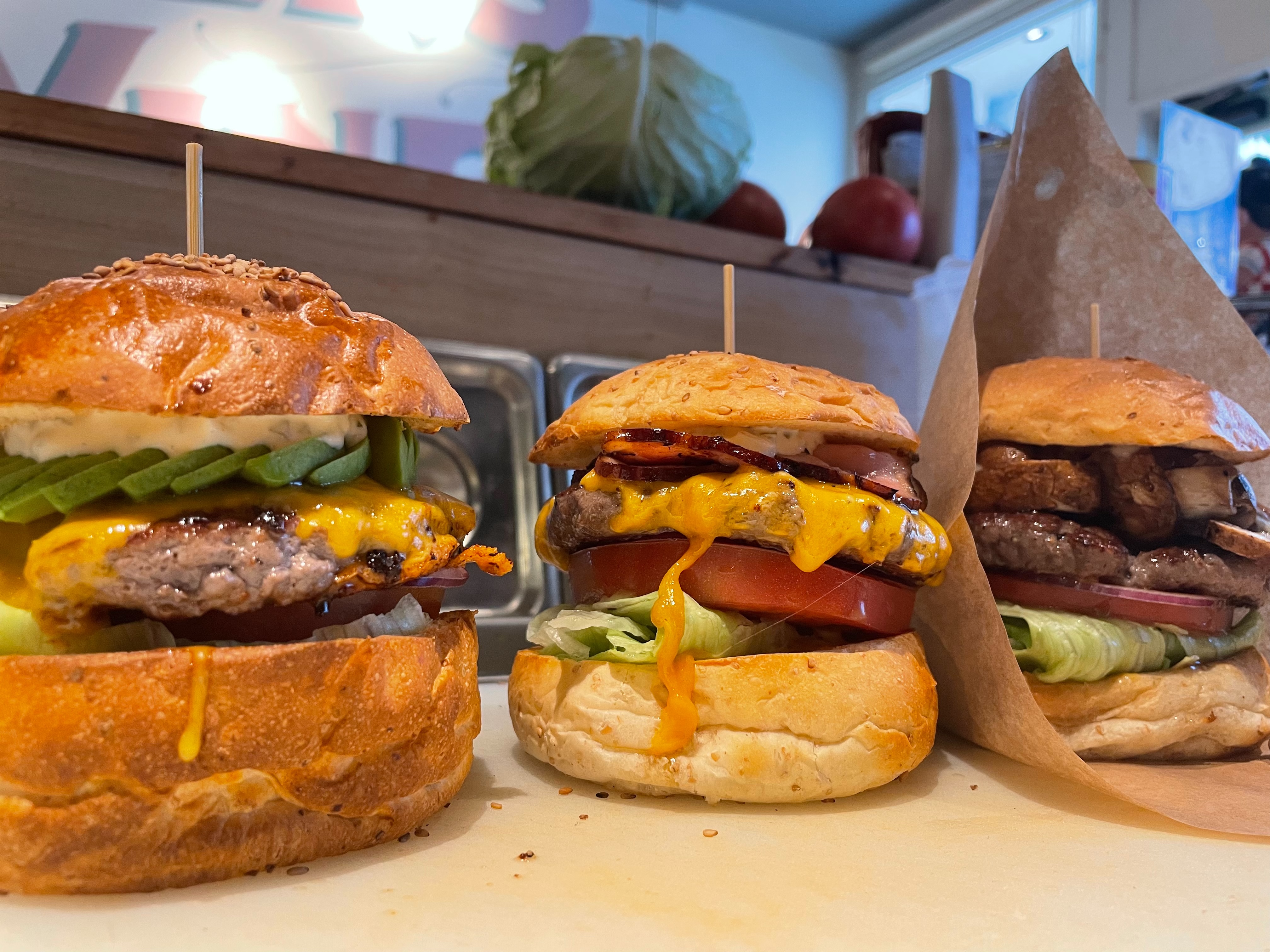 CHILLAX BURGERS &WINE チラックス 池袋グルメバーガー