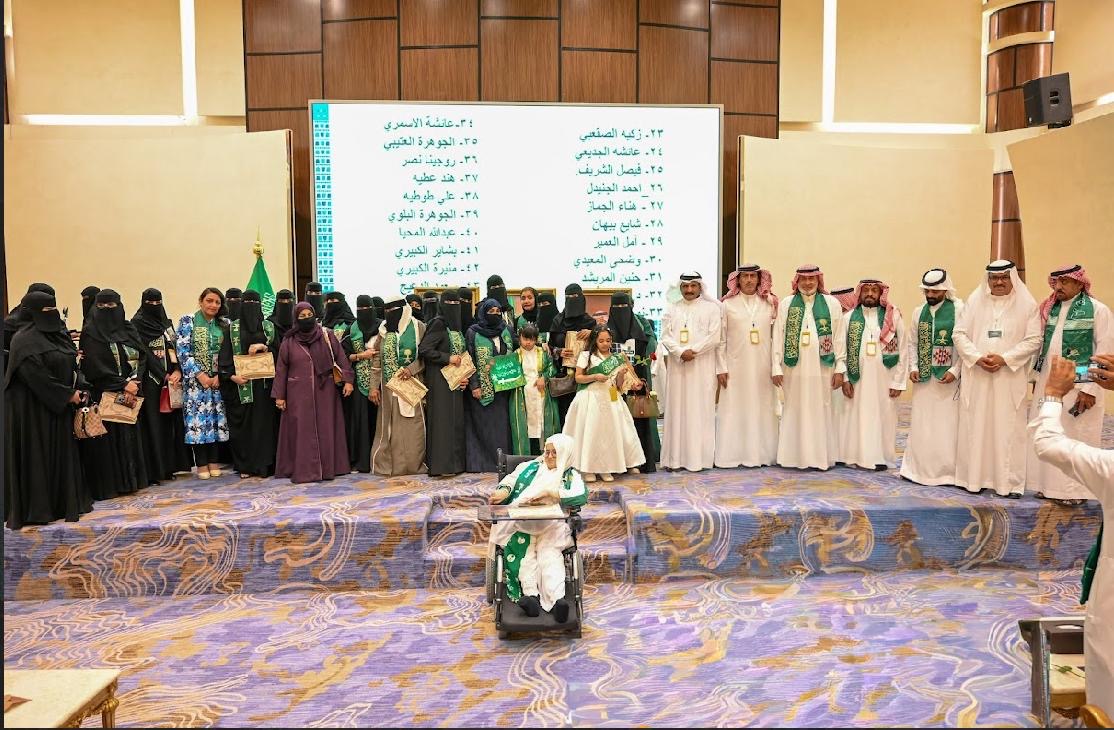 #شاهد_الآن
 معرض “أنا من هالأرض” يوثّق الفن والإبداع الوطني في مداريم كراون بمناسبة اليوم الوطني الـ95 - 
 shahdnow.sa/321505/ 
شاهد الآن - الرياض