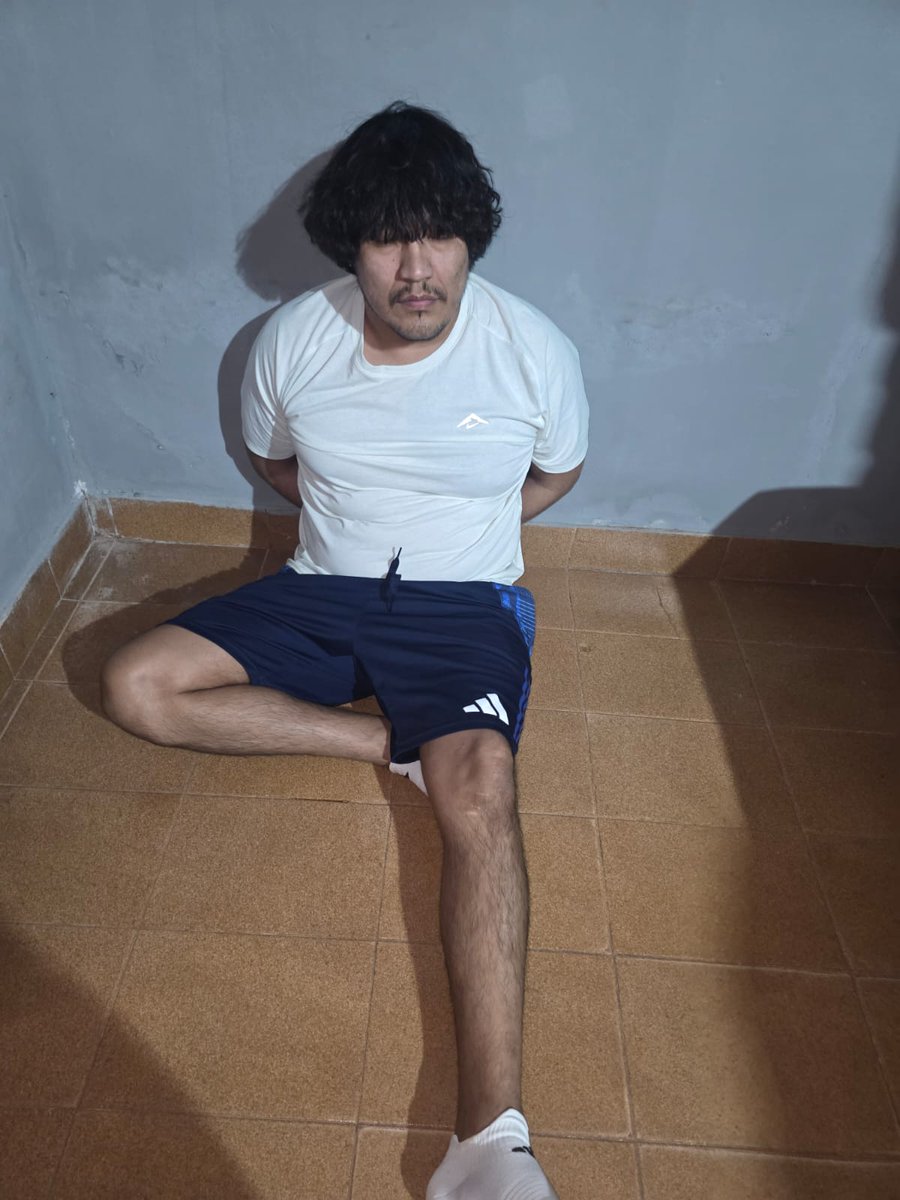 #Policiales
🚨 Erick Moreno Hernández, alias 'El Monstruo', no era seguido solo por las autoridades peruanas, sino que también lo buscaban desde Brasil, México y Estados Unidos
➡️ Quedó bajo custodia de las autoridades paraguayas y se aguarda la comunicación oficial de la