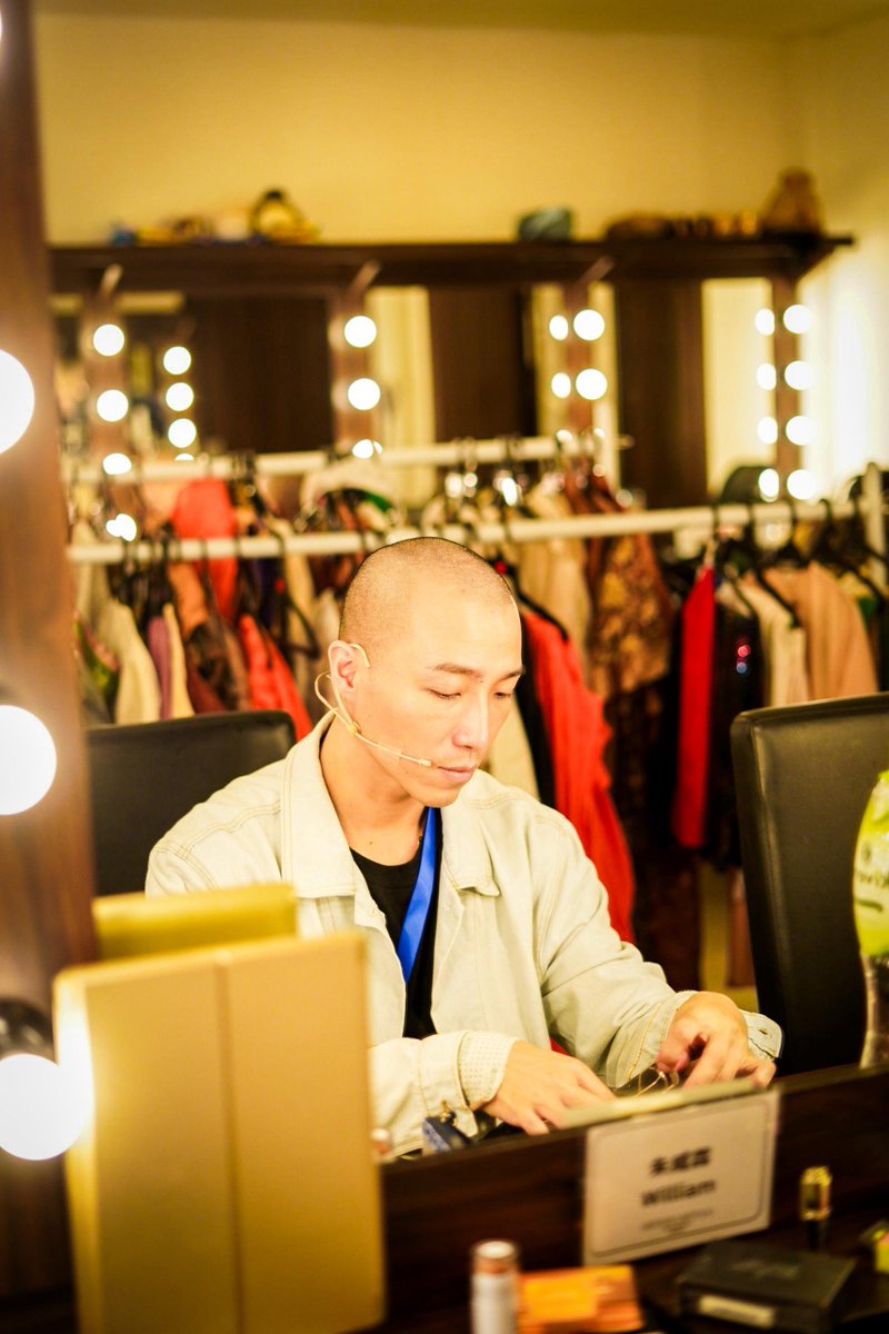 Dressing rooms at JIEXPO Theatre offer privacy, comfort, and elegance—crafted for performers to prepare in style.
📸 Scenes from Sidharta The Musical by kitamusikal
