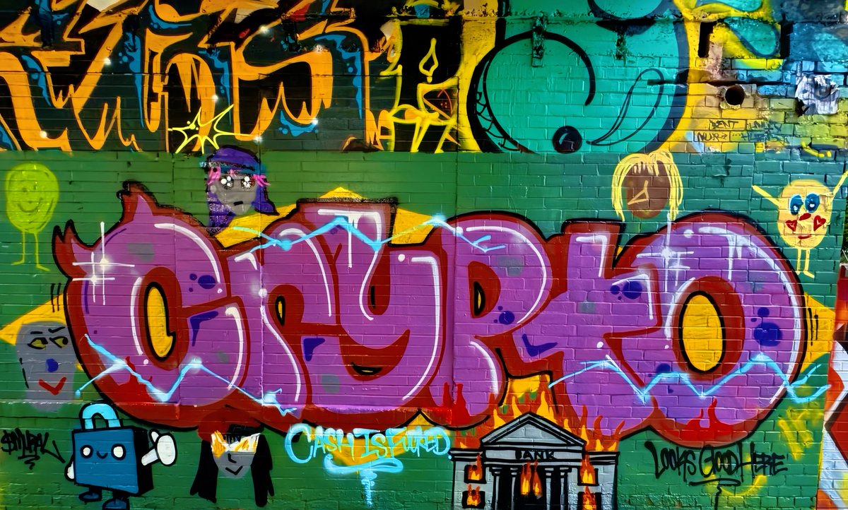 Miss Ponzi tweet media