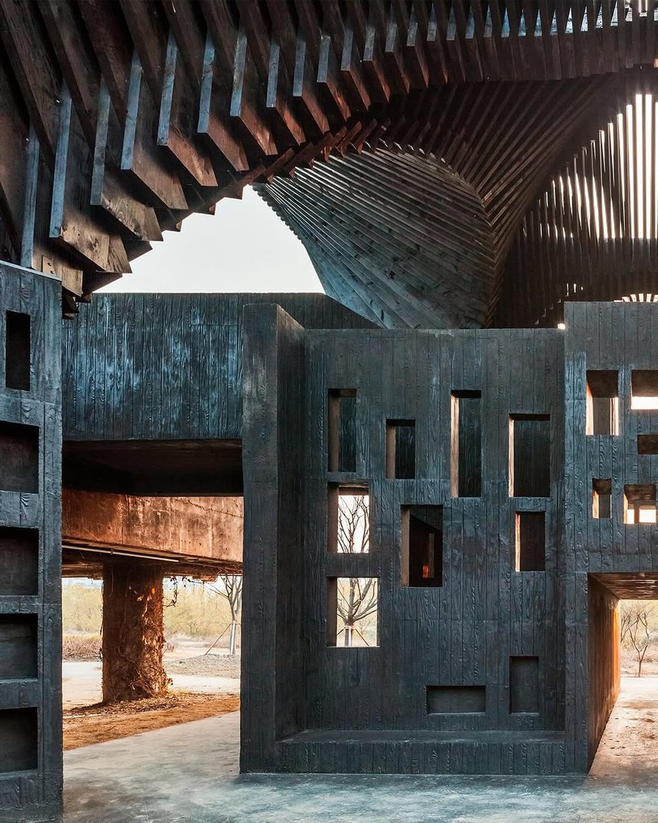 parametricarch's tweet photo. A timber canopy, recalling the form of an open book and the typology of Korean pavilions, shelters concrete steps that reach toward the water, transforming the riverbank into a collective space of reading, gathering, and remembrance.

📸 Kyungsub Shin

#AdjayeAssociates #GwangjuRiverReadingRoom #MemorialArchitecture #CulturalArchitecture