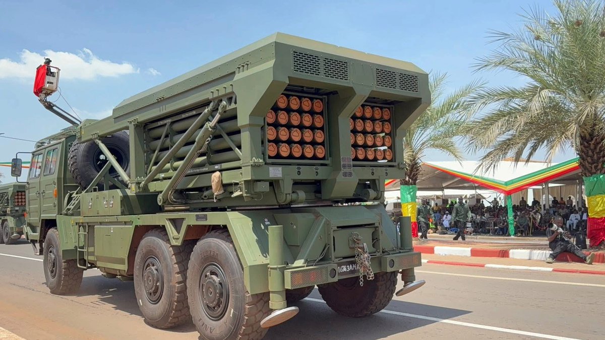 🇲🇱General Assimi GOÏTA is making sure that Mali will never be defenseless in the face of terror.

He is determined to defend Mali and Africa of terrorists and their sponsors and we are with him 100%, all the step of the way.
