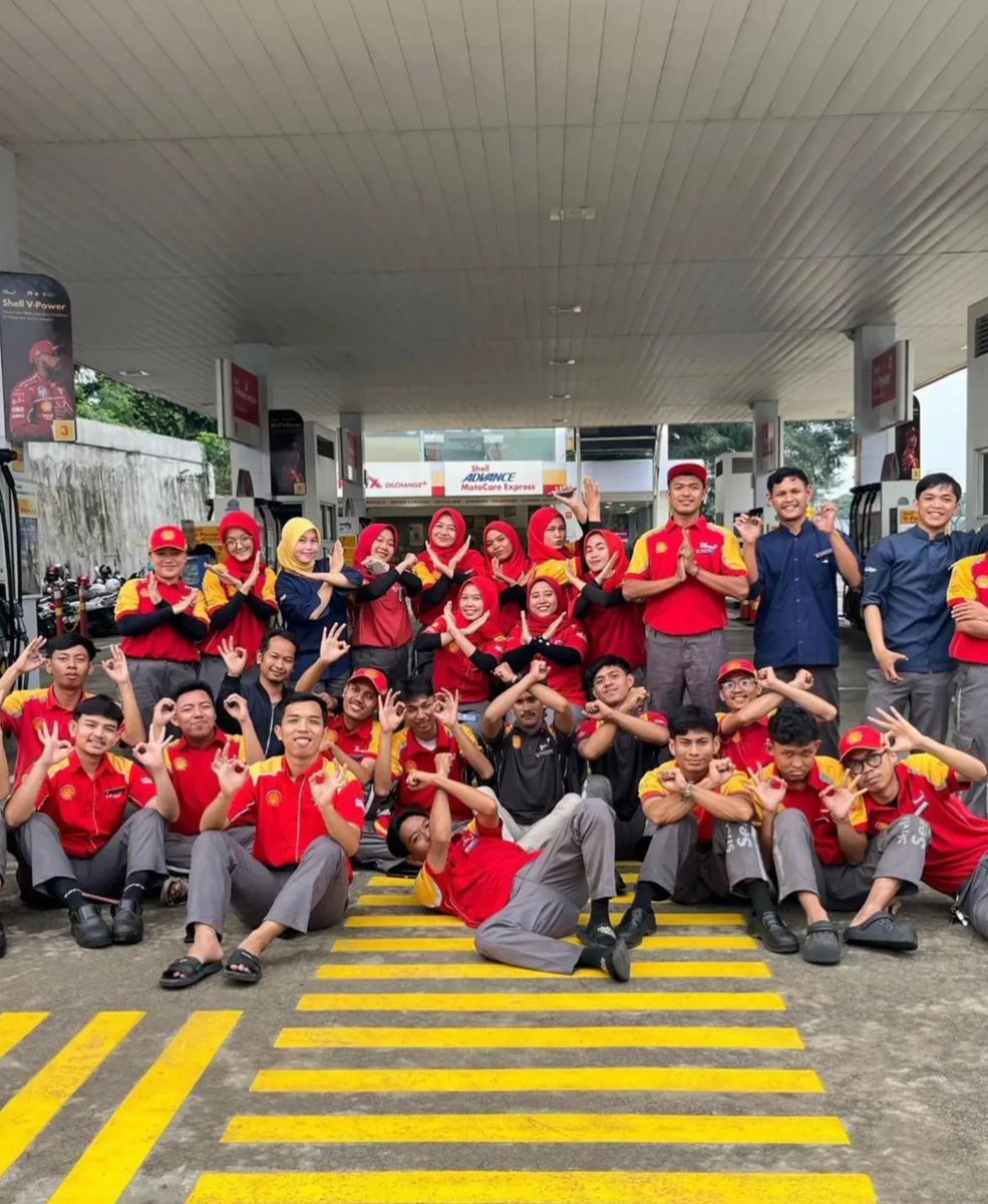 Deny Widjaja tweet media