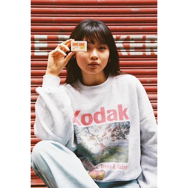 champcamera's tweet photo. SameSameButDifferent by #たまプラーザ 店

Mr.Negativeからうさぎでインパクトあるパッケージの「#SameSameButDifferent400」！
その名の通り同じようで少し違う鮮やかな色彩がお楽しみいただけます(ﾟ∀ﾟ)/

#フィルム現像 #MrNegative #ISO400 #横浜市青葉区 #たまプラ #田園都市線
https://t.co/fK7i2OOw6N