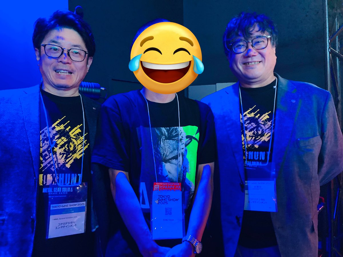 HEITAIs's tweet image. コナミの是角有二さんと岡村憲明さんとご一緒に写真を撮って頂きました。お疲れの中で貴重なお時間を割いて頂いて本当にありがとうございます😭