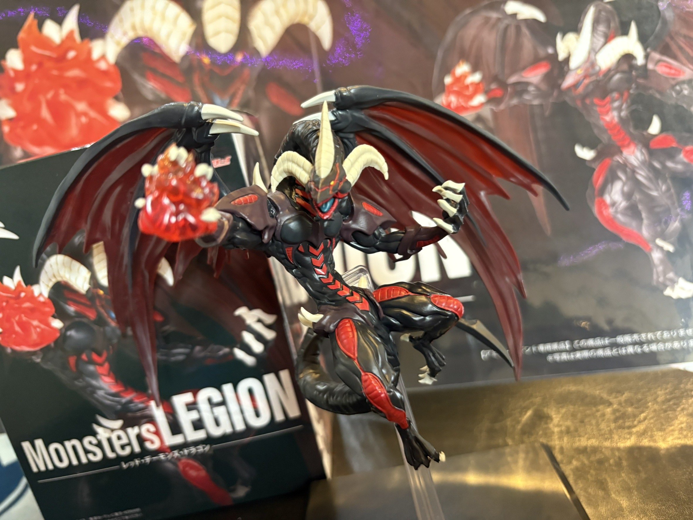 希少　遊戯王　レッドデーモンズドラゴン フィギュア 希少 遊戯王 レッドデーモンズドラゴン フィギュア 希少 遊戯王