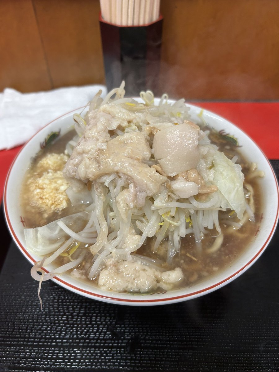 ahaha8110's tweet photo. 豚イエロー@北習志野 https://t.co/1eahC3b5zG
