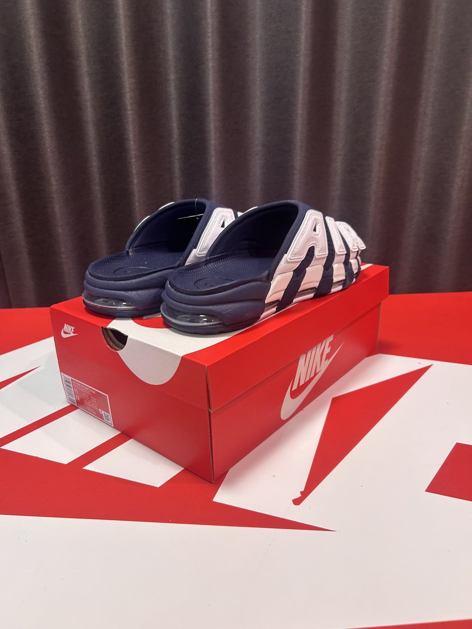 日本未発売 NIKE AIR MORE UPTEMPO SLIDE海外限定 2025年最新】air more uptempo 海外限定の人気アイテム - メルカリ