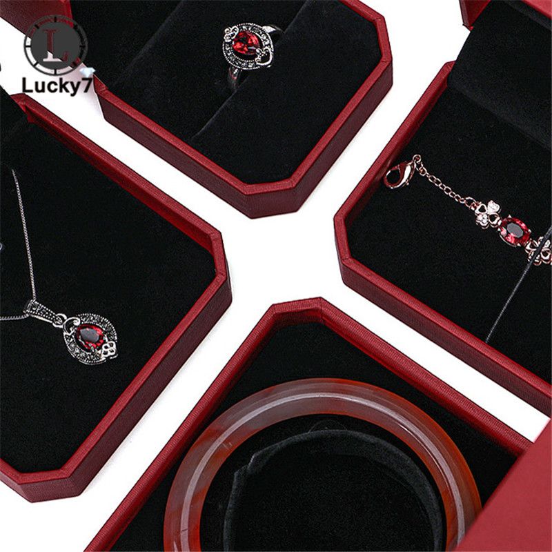 moss_shields's tweet image. Showcase your jewelry in style! This red octagonal display box with paper-filled interior is perfect for photos, shops, or gifting. #JewelryDisplay #RingBox #PhotoProps #SellerTools 

mossshields.net/products/paper…