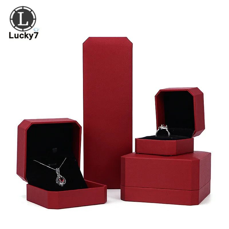 moss_shields's tweet image. Showcase your jewelry in style! This red octagonal display box with paper-filled interior is perfect for photos, shops, or gifting. #JewelryDisplay #RingBox #PhotoProps #SellerTools 

mossshields.net/products/paper…
