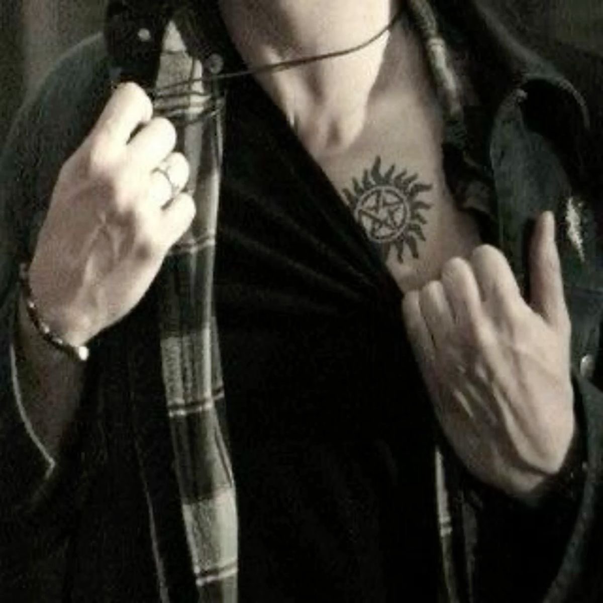 𝗔𝗣𝗣𝗔𝗟𝗔𝗖𝗛𝗜𝗔𝗡 𝗛𝗨𝗡𝗧𝗘𝗥. tweet media